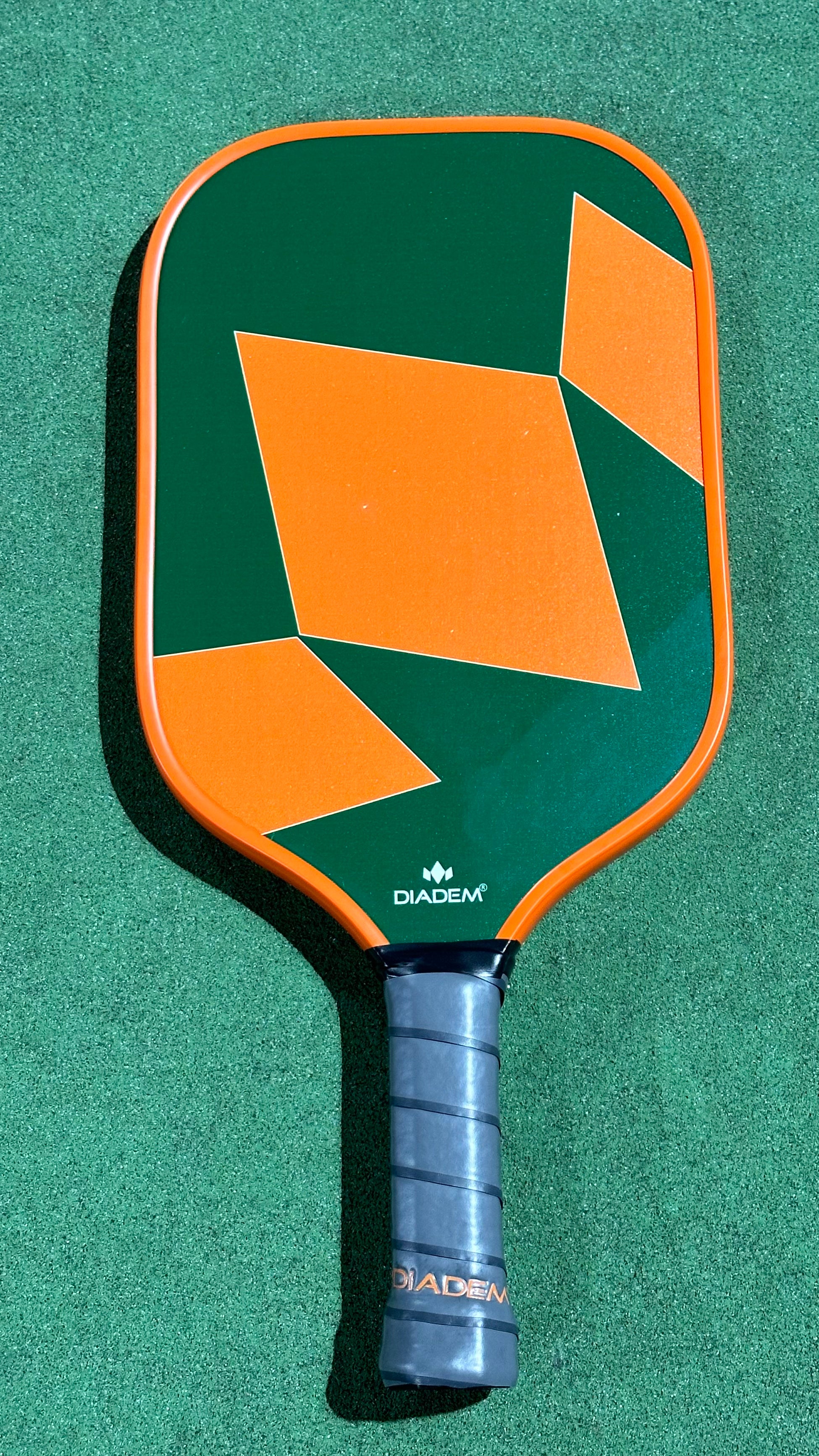 Diadem Rush Pickleball Paddle - Orange and Green