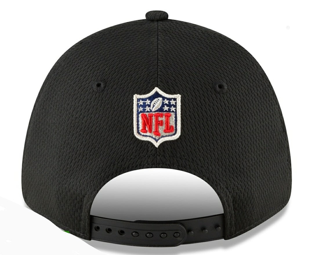 Tampa Bay Buccaneers New Era Super Bowl LV Champions Locker Room 9FORTY Snapback Adjustable Hat - Black