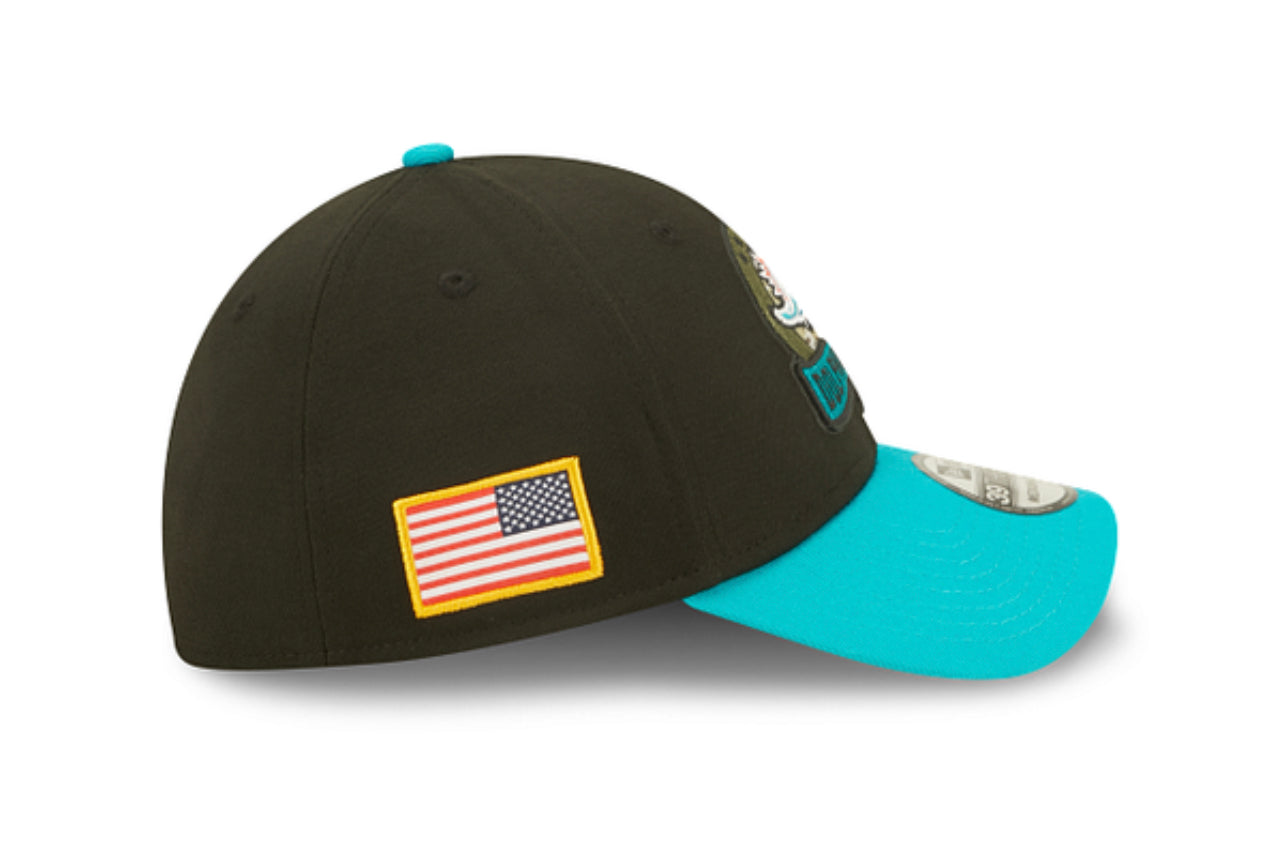 Miami Dolphins New Era 2022 Salute to Service 39Thirty Flex Hat