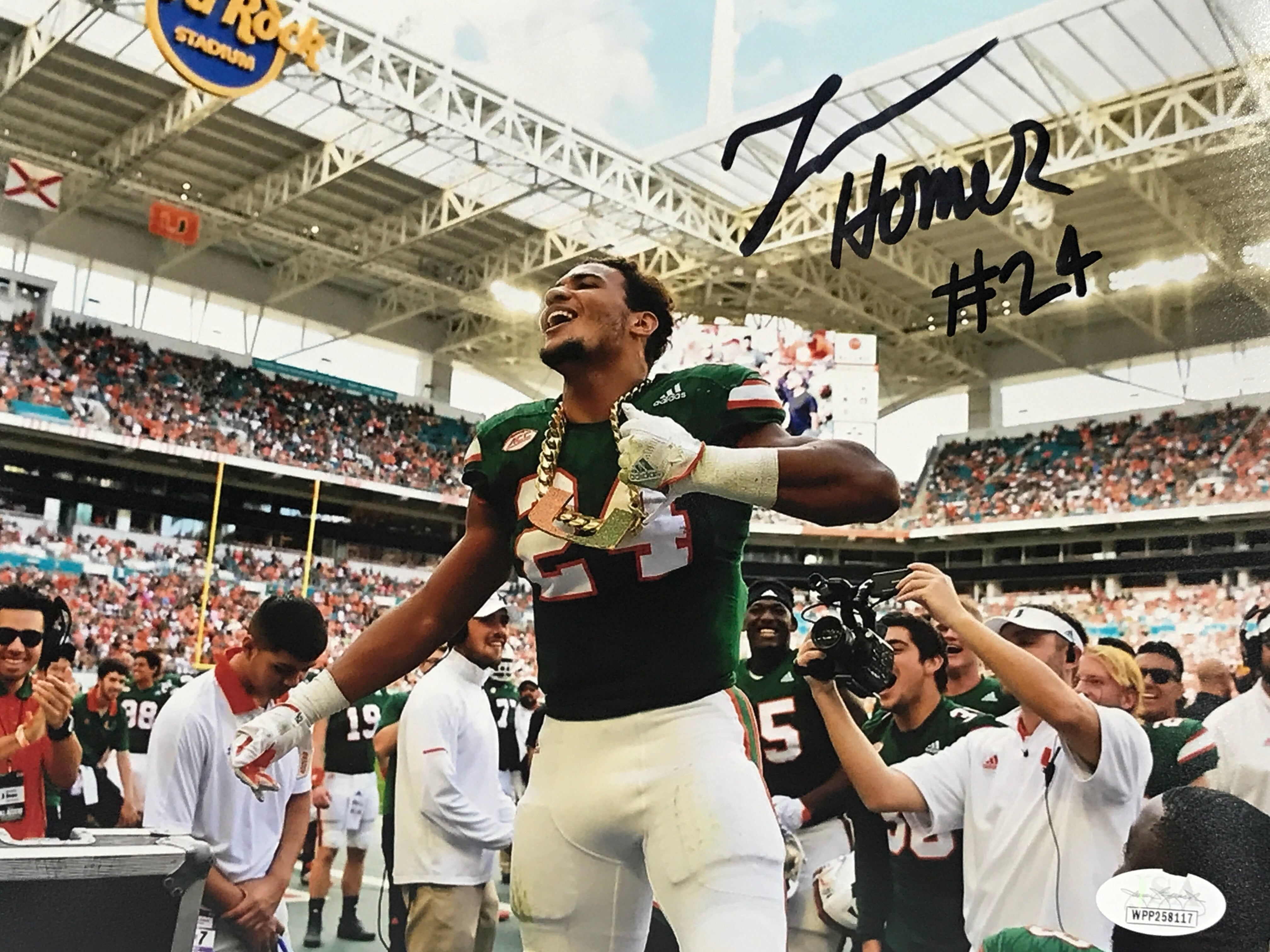 Autographed Travis Homer 8x10 -TO Chain