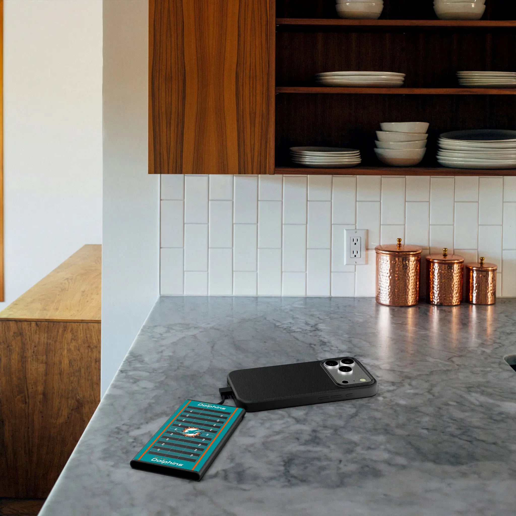Miami Dolphins Field 5000mAh Flat Powerbank