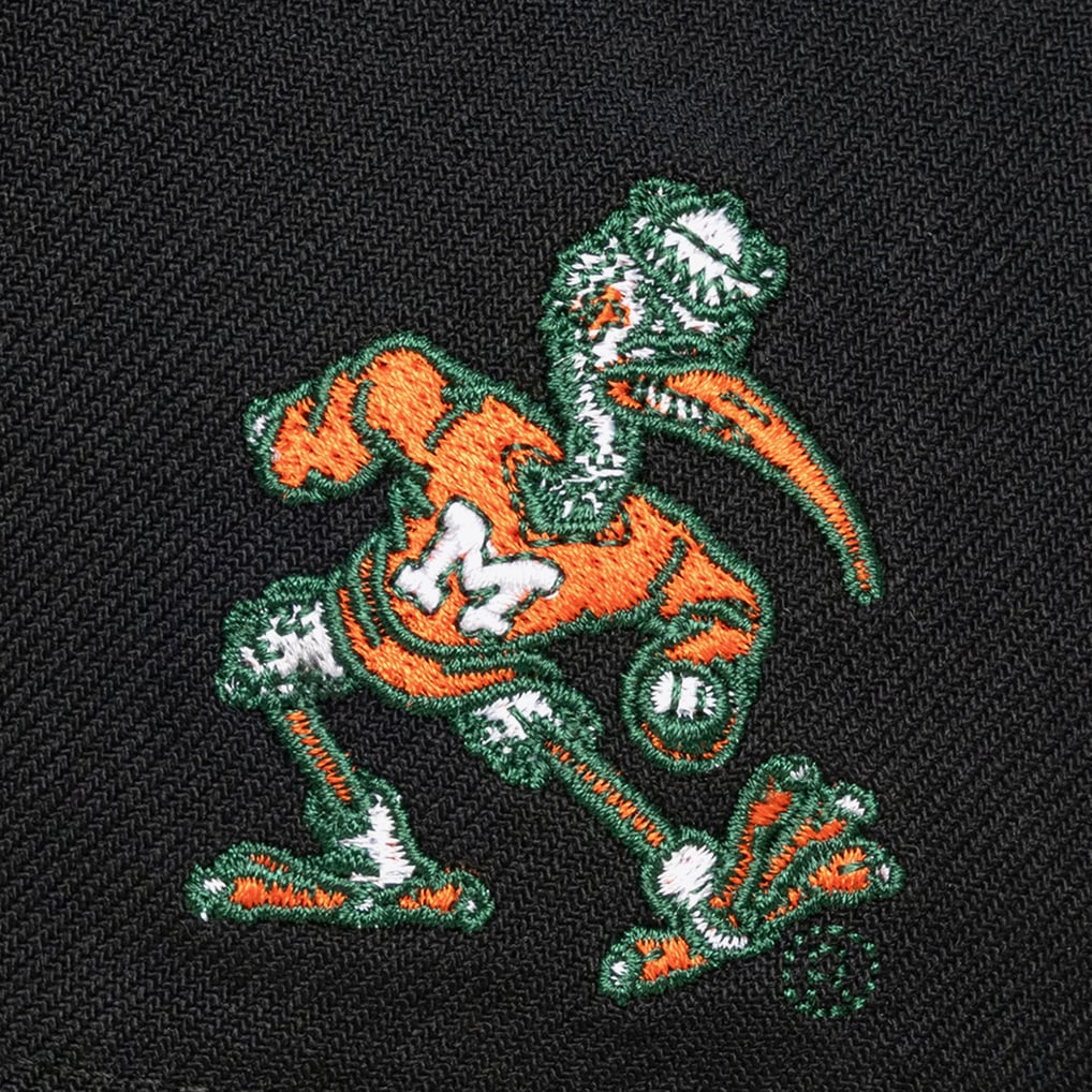 Miami Hurricanes Mitchell & Ness Legendary Away Pro Snapback Hat - Black