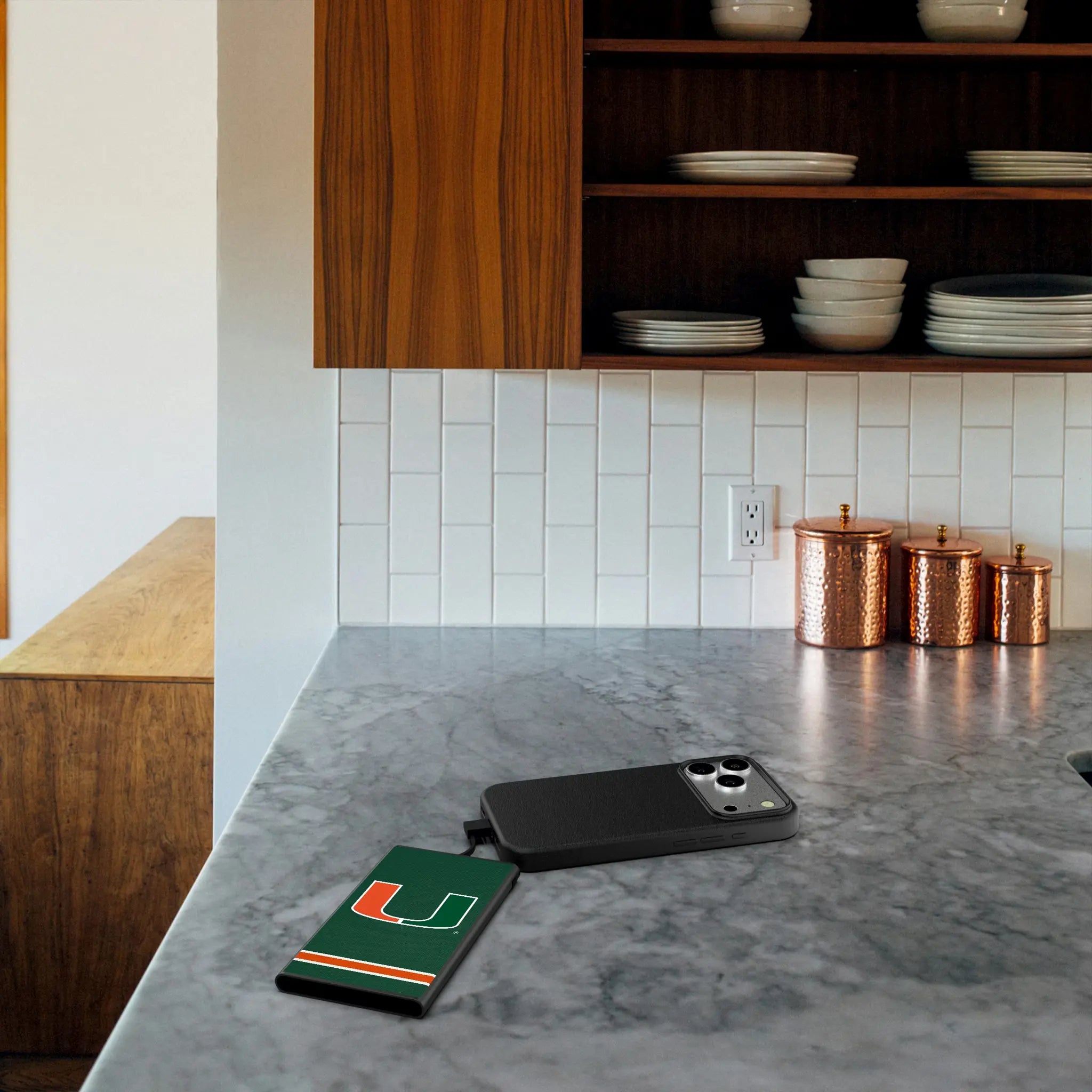 University of Miami Hurricanes Stripe 5000mAh Flat Powerbank