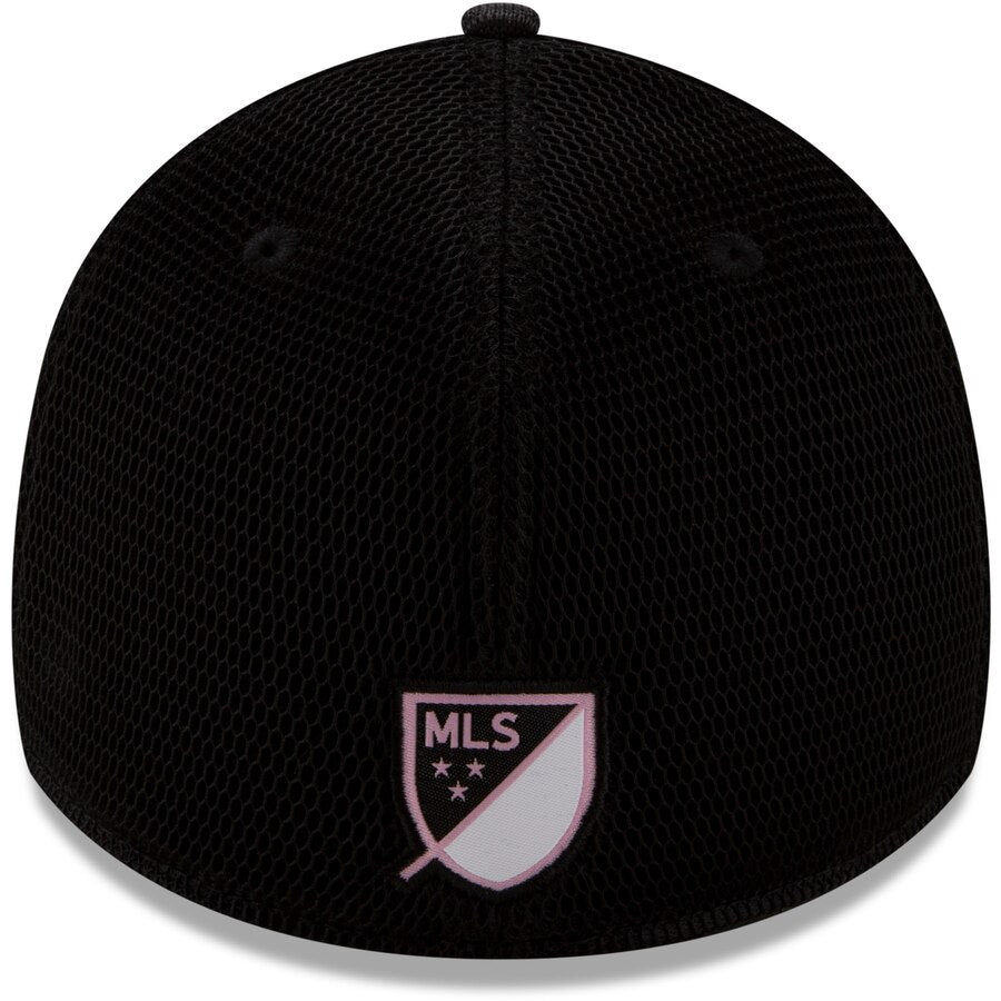 Inter Miami CF New Era 39Thirty On-Field Black Flex Hat