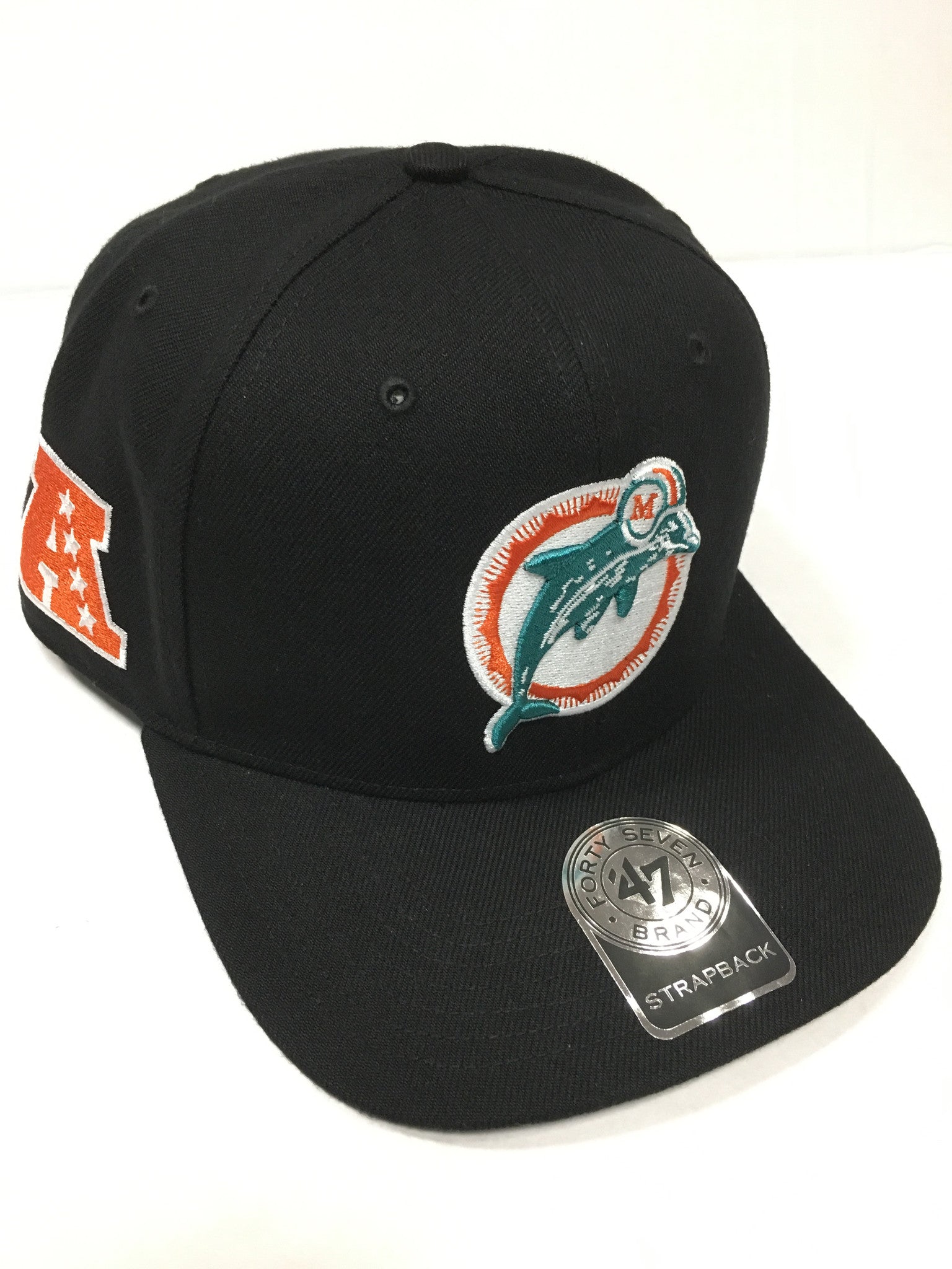 Miami Dolphins Vintage Super Shot Captain Wool Strapback Hat - Black